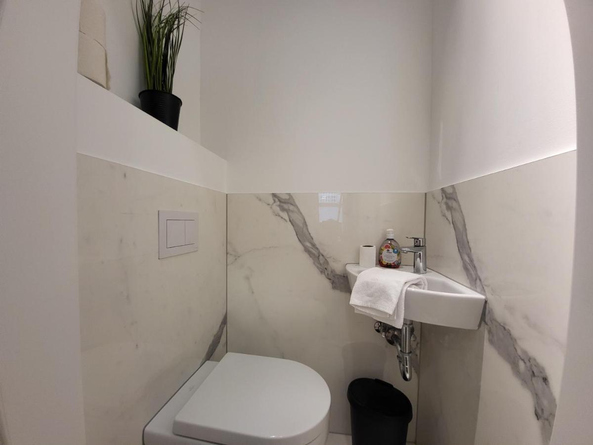 City Apartment Schotten Виена Екстериор снимка